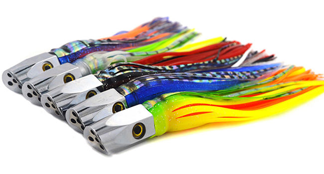 Spray head offshore trolling lure